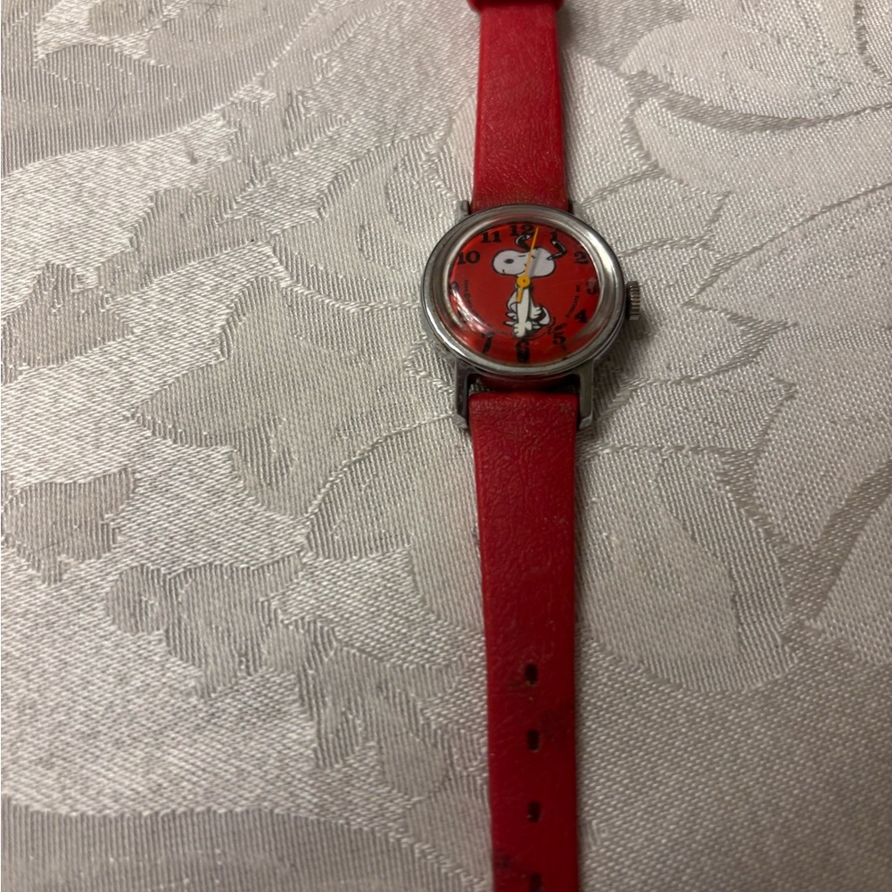 Timed Snoopy Red Leather Strap Watch